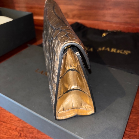 Lana Marks Medium metallic alligator print shoulder bag/clutch - Picture 3 of 9